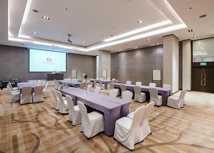 Hotel Tk Palace & Convention 4*