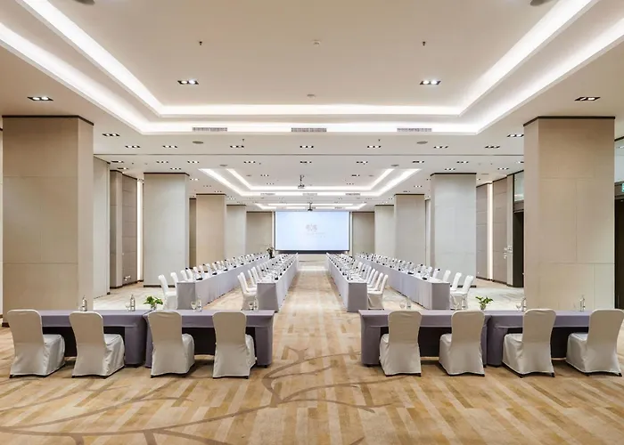 Hotel Tk Palace & Convention 4*