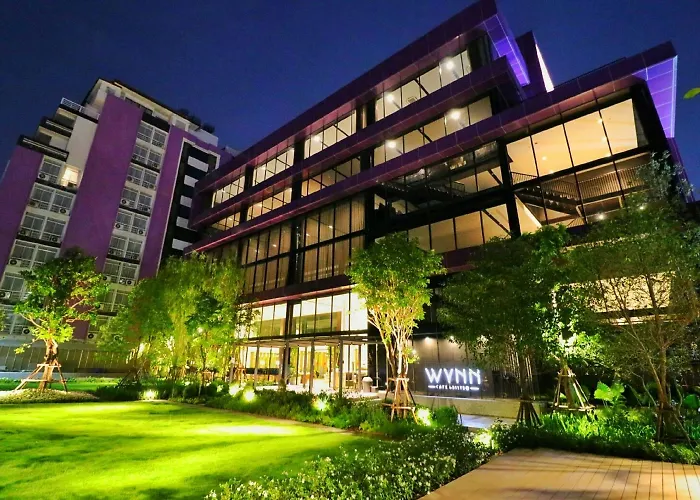 Tk Palace & Convention Hotel